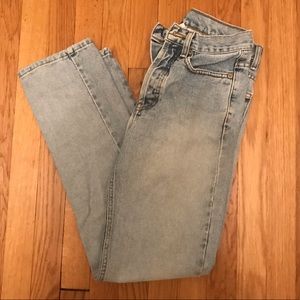 Calvin Klein Slim Straight Blue Jeans - Men’s 30